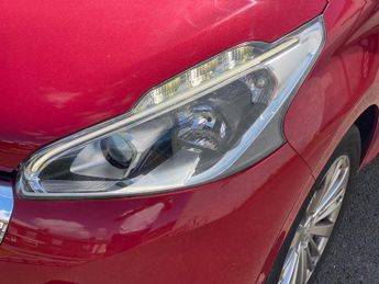 PEUGEOT 208 1.2 PureTech Active Hatchback 5dr Petrol Manual Euro 6 (82 ps)
