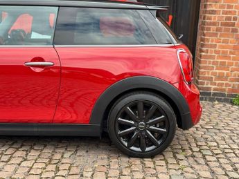 MINI HATCH 2.0 Cooper S Hatchback 3dr Petrol Auto Euro 6 (s/s) (192 ps)