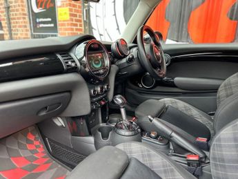 MINI HATCH 2.0 Cooper S Hatchback 3dr Petrol Auto Euro 6 (s/s) (192 ps)