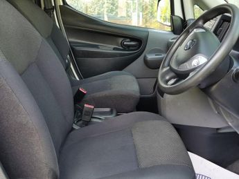 NISSAN e-NV200 40kWh Acenta Panel Van 5dr Electric Auto SWB (Quick Charge) (109