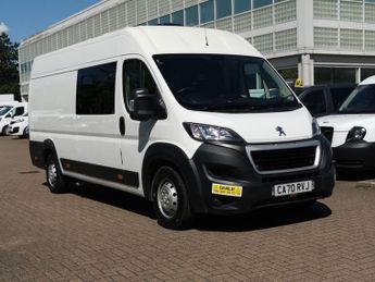 Peugeot Boxer 2.2 BlueHDi 435 Professional Panel Van 5dr Diesel Manual L4 H2 E