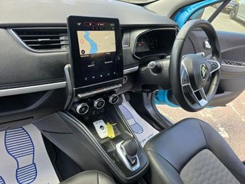 RENAULT ZOE R135 EV50 GT Line in Blue, 25,950 miles, 1 owner, ULEZ compliant