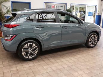 HYUNDAI KONA 64kWh Premium SUV 5dr Electric Auto (10.5kW Charger) (204 ps)