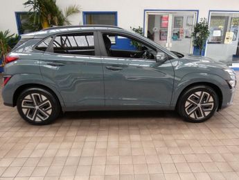 HYUNDAI KONA 64kWh Premium SUV 5dr Electric Auto (10.5kW Charger) (204 ps)