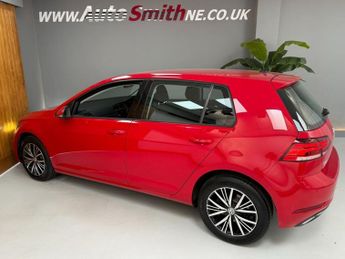 VOLKSWAGEN GOLF 2.0 TDI SE Nav Hatchback 5dr Diesel DSG Euro 6 (s/s) (150 ps)
