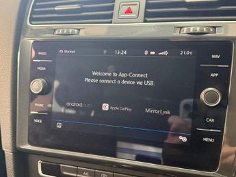 VOLKSWAGEN GOLF 2.0 TDI SE Nav Hatchback 5dr Diesel DSG Euro 6 (s/s) (150 ps)