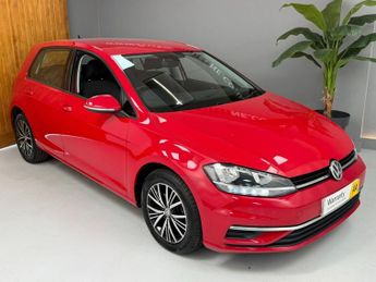 VOLKSWAGEN GOLF 2.0 TDI SE Nav Hatchback 5dr Diesel DSG Euro 6 (s/s) (150 ps)