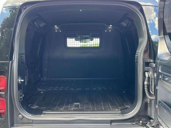 LAND ROVER DEFENDER 3.0 Defender Hard Top SE D MHEV Auto 4WD 5dr