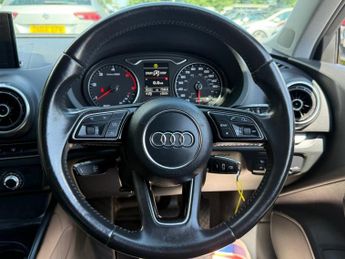 AUDI A3 1.6 TDI SE Technik Sportback 5dr Diesel S Tronic Euro 6 (s/s) (1