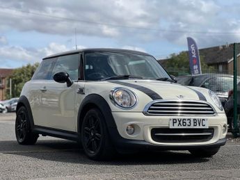 MINI Hatch 1.6 Cooper Baker Street Hatchback 3dr Petrol Manual Euro 5 (s/s)