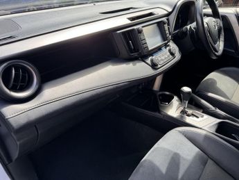 TOYOTA RAV4 2.0 V-Matic Icon SUV 5dr Petrol CVT 4WD Euro 6 (s/s) (Safety Sen