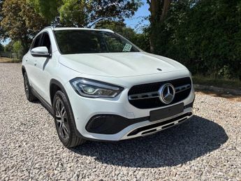 MERCEDES-BENZ GLA 2.0 GLA200d Sport (Executive) SUV 5dr Diesel 8G-DCT Euro 6 (s/s)
