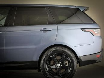 LAND ROVER RANGE ROVER SPORT 2.0 P400e 13.1kWh HSE GPF SUV 5dr Petrol Plug-in Hybrid Auto 4WD