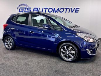 Hyundai IX20 1.6 PREMIUM NAVIGATION FIVE DOOR 125 BHP + GLASS PANORAMIC SUNRO