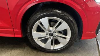 AUDI Q2 1.5 TFSI CoD 35 S line SUV 5dr Petrol S Tronic Euro 6 (s/s) (150
