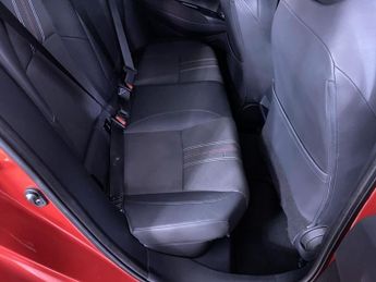 TOYOTA COROLLA 1.8 VVT-h GPF GR SPORT Hatchback 5dr Petrol Hybrid CVT Euro 6 (s