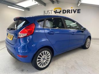 FORD FIESTA 1.6 Titanium Hatchback 5dr Petrol Powershift Euro 5 (105 ps)