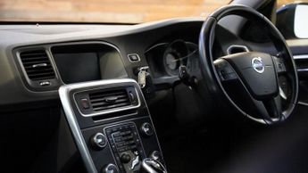 VOLVO V60 2.0 D2 Business Edition Estate 5dr Diesel Auto Euro 6 (s/s) (120