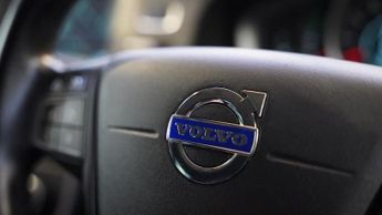 VOLVO V60 2.0 D2 Business Edition Estate 5dr Diesel Auto Euro 6 (s/s) (120