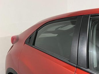HONDA CIVIC 1.8 i-VTEC SE Plus Hatchback 5dr Petrol Manual Euro 5 (s/s) (142