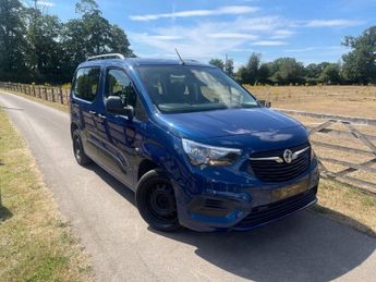 Vauxhall Combo 1.2 Turbo GPF Design MPV 5dr Petrol Manual Euro 6 (s/s) (110 ps)