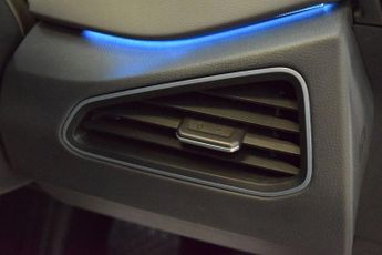 VOLKSWAGEN ID.3 Pro Performance 58kWh Life Hatchback 5dr Electric Auto (204 ps)