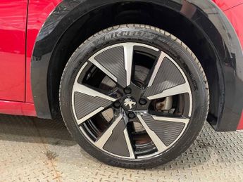 PEUGEOT E-208 50kWh GT Premium Hatchback 5dr Electric Auto (136 ps)