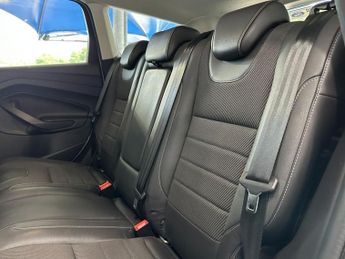 FORD KUGA 2.0 TDCi Titanium Sport SUV 5dr Diesel Manual 2WD Euro 6 (s/s) (