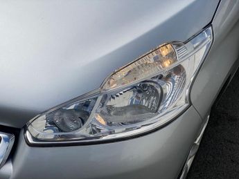 PEUGEOT 208 1.2 VTi Active Hatchback 5dr Petrol Manual Euro 5 (82 ps)