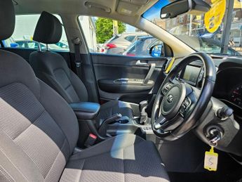 KIA SPORTAGE 1.6 GDi 2 SUV 5dr Petrol Manual Euro 6 (s/s) (130 bhp)
