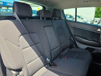 KIA SPORTAGE 1.6 GDi 2 SUV 5dr Petrol Manual Euro 6 (s/s) (130 bhp)
