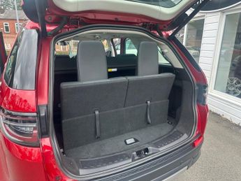 LAND ROVER DISCOVERY SPORT 2.0 D200 MHEV SE SUV 5dr Diesel Auto 4WD Euro 6 (s/s) (204 ps)