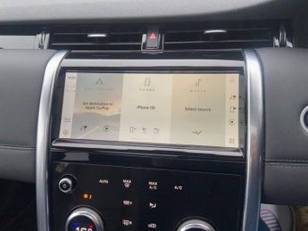 LAND ROVER DISCOVERY SPORT 2.0 D200 MHEV SE SUV 5dr Diesel Auto 4WD Euro 6 (s/s) (204 ps)