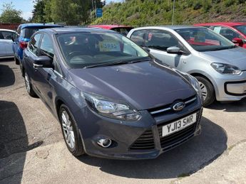 Ford Focus 1.6 TDCi Titanium Hatchback 5dr Diesel Manual Euro 5 (s/s) (115 