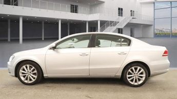VOLKSWAGEN PASSAT 2.0 TDI BlueMotion Tech Executive Saloon 4dr Diesel DSG Euro 5 (
