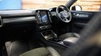 VOLVO XC40 2.0 T5 R-Design Pro SUV 5dr Petrol Auto AWD Euro 6 (s/s) (247 ps