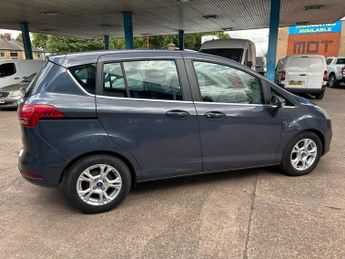 FORD B-MAX 1.6 Zetec MPV AUTOMATIC Powershift (105 ps)