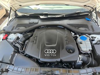AUDI A6 AVANT 3.0 TDI V6 Black Edition Estate 5dr Diesel S Tronic quattro Euro