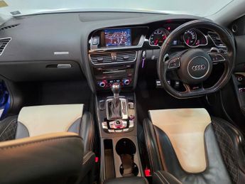 AUDI RS5 4.2 FSI V8 Limited Edition Coupe 2dr Petrol S Tronic quattro Eur