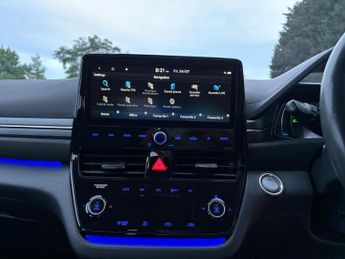 HYUNDAI IONIQ 38.3kWh Premium Hatchback 5dr Electric Auto (136 ps)