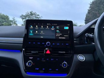 HYUNDAI IONIQ 38.3kWh Premium Hatchback 5dr Electric Auto (136 ps)
