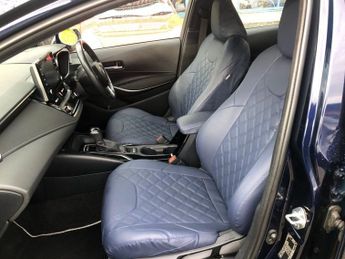 TOYOTA COROLLA 1.8 VVT-h GPF Icon Touring Sports 5dr Petrol Hybrid CVT Euro 6 (