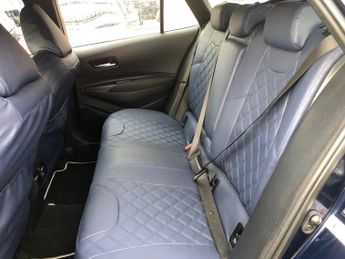 TOYOTA COROLLA 1.8 VVT-h GPF Icon Touring Sports 5dr Petrol Hybrid CVT Euro 6 (