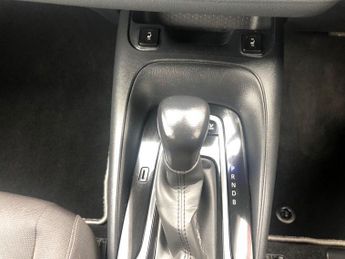 TOYOTA COROLLA 1.8 VVT-h GPF Icon Touring Sports 5dr Petrol Hybrid CVT Euro 6 (