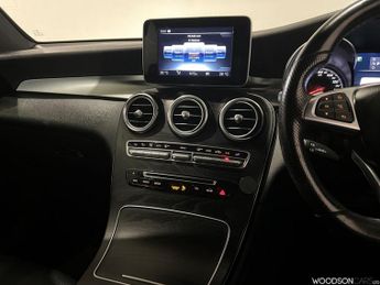 MERCEDES-BENZ GLC 2.1 GLC250d AMG Line SUV 5dr Diesel G-Tronic 4MATIC Euro 6 (s/s)