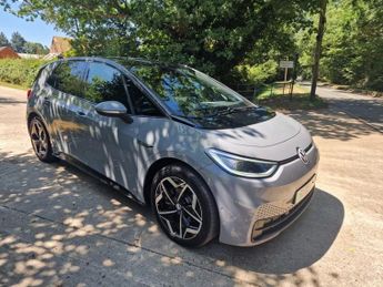 VOLKSWAGEN ID.3 Pro S 77kWh Tour Hatchback 5dr Electric Auto (4 Seat) (204 ps)