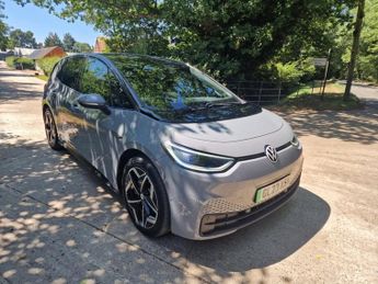 VOLKSWAGEN ID.3 Pro S 77kWh Tour Hatchback 5dr Electric Auto (4 Seat) (204 ps)