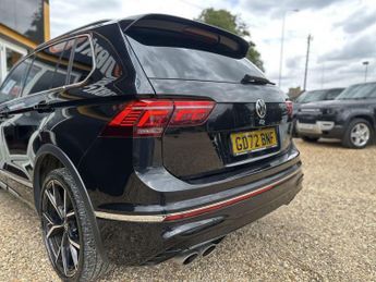 VOLKSWAGEN TIGUAN 2.0 TSI R SUV 5dr Petrol DSG 4Motion Euro 6 (s/s) (320 ps)