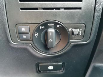 MERCEDES-BENZ VITO 2.0 114 CDI Progressive Panel Van 5dr Diesel G-Tronic RWD L2 Eur