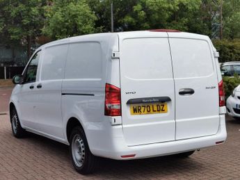MERCEDES-BENZ VITO 2.0 114 CDI Progressive Panel Van 5dr Diesel G-Tronic RWD L2 Eur